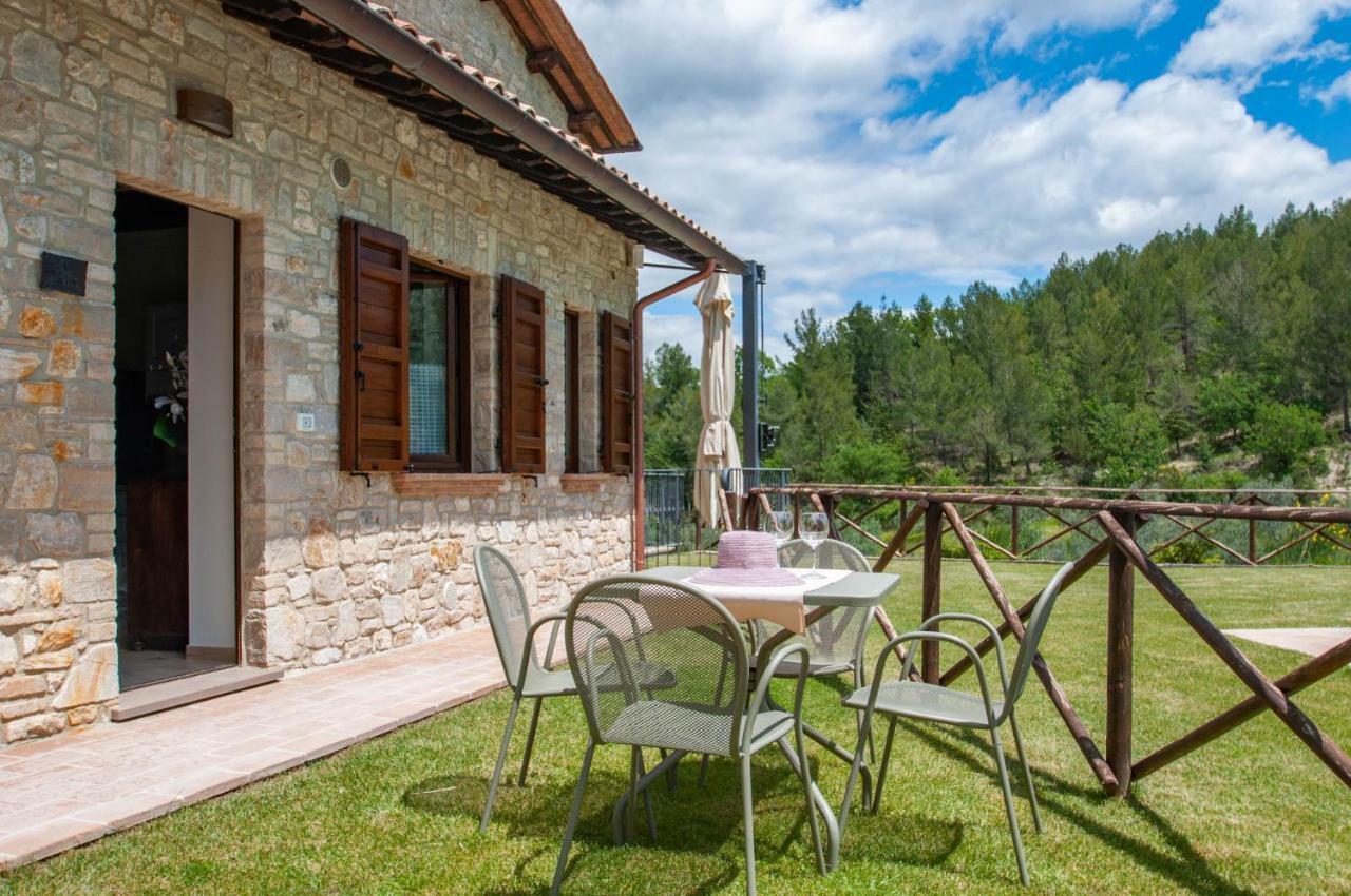 Agriturismo Molino Verde Montecchio  エクステリア 写真
